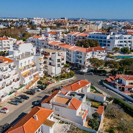 Typical T2 In Albufeira W/ Balcony By Lovelystay Exteriér fotografie